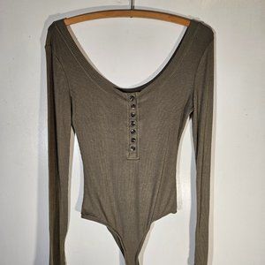 Lulu's Bodysuit green stripe with buttons